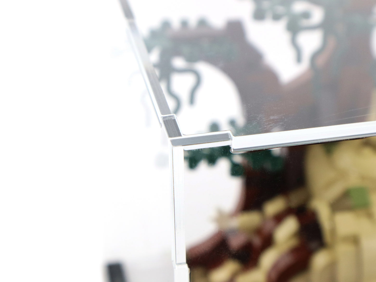 Jedi™ Training on Dagobah™ Diorama (75330) display case