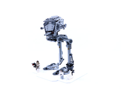 Display Stand für AT-ST™ auf Hoth (75322)
