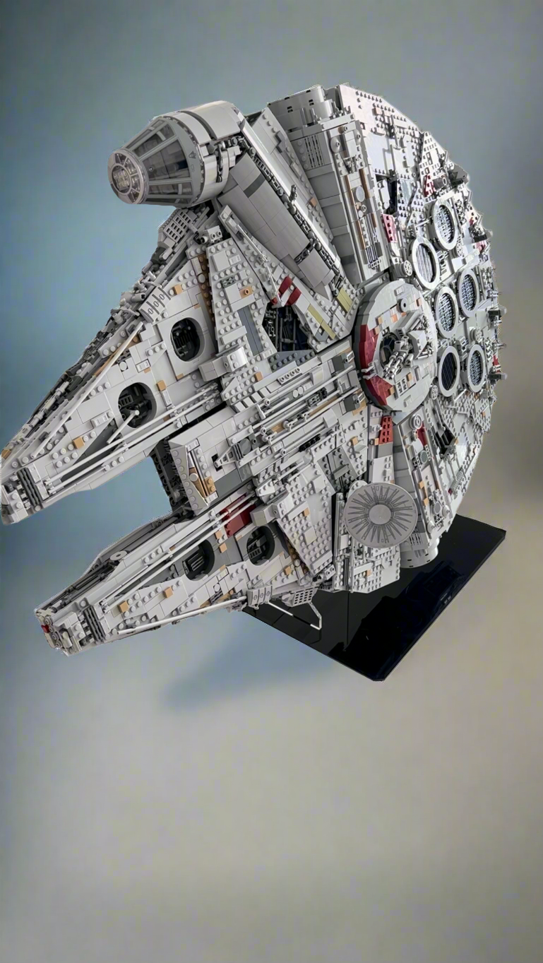 UCS Millennium Falcon™ (75192) Display Stand