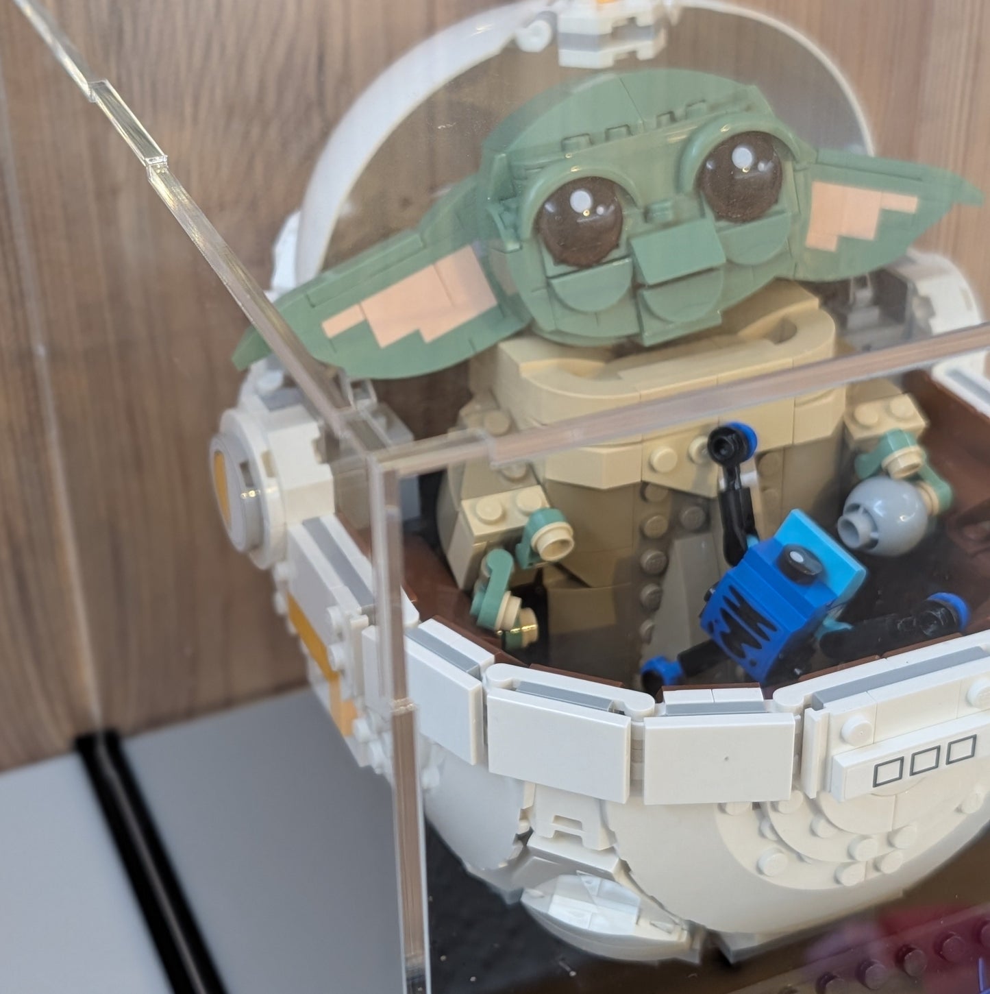 Grogu™ with Hover Pram (75403) display case