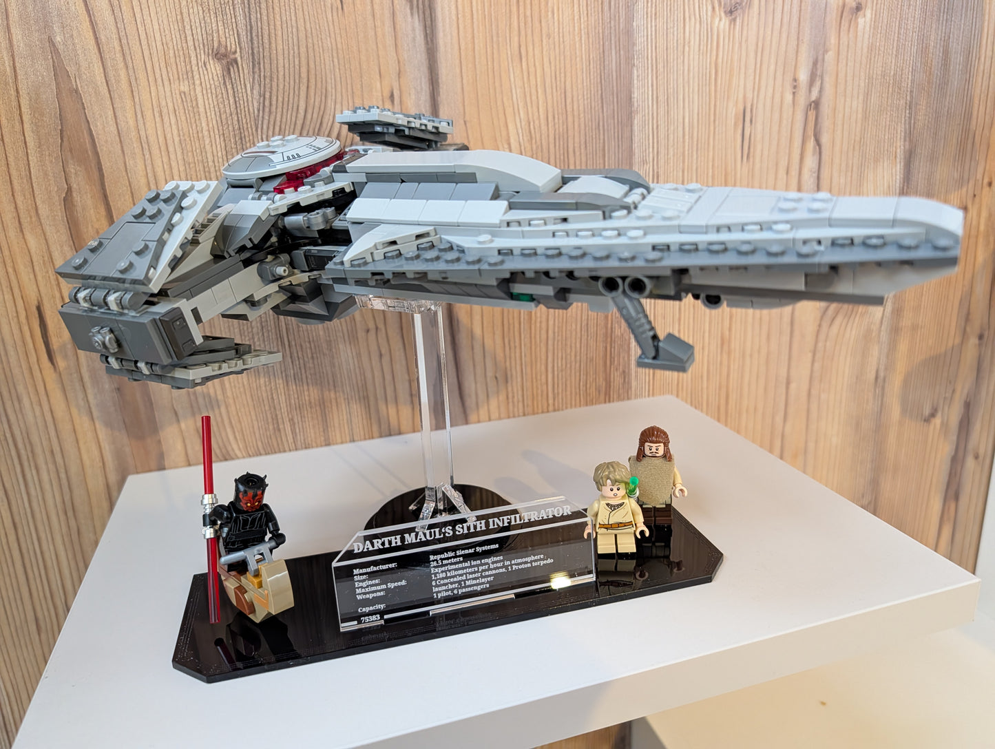 Display Stand für Darth Mauls Sith Infiltrator™ (75383)